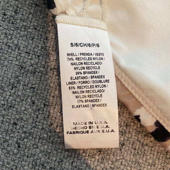 NWT Vitamin A Kaya Bikini Top - Picture 9 of 10